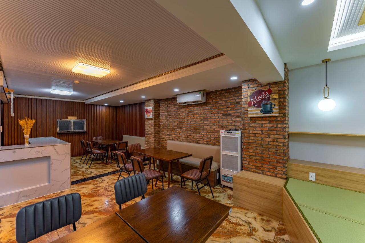 Edoya Hotel Phu My Hung Ho Şi Min Dış mekan fotoğraf